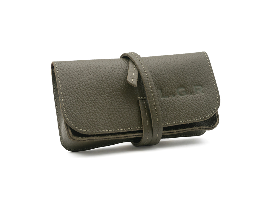 l-g-r-explorer-brillenetui-green-leather-leder image 2