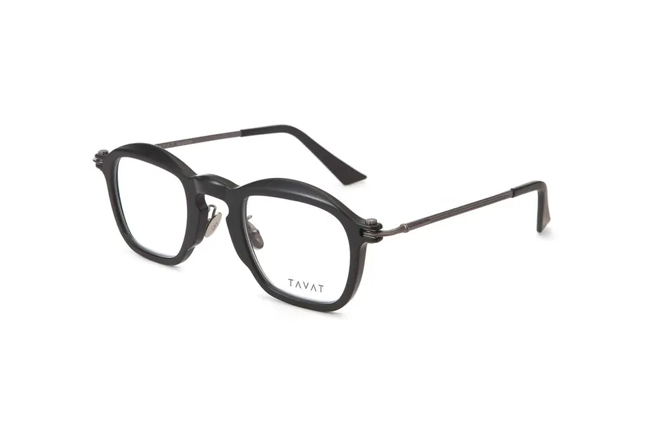 tavat-eyewear-shaki-brille-motus-kollektion image 1
