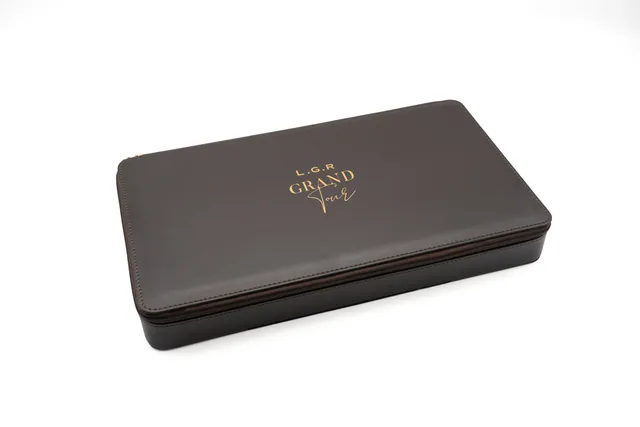 l-g-r-travel-case-grand-tour-brillenetui-f-r-6-brillen-brown-leather image 1