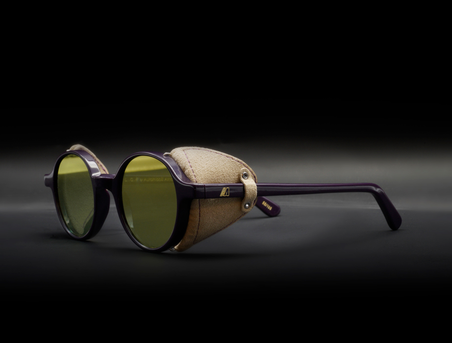 l-g-r-automobili-amos-11-sonnenbrille-eggplant-violet-creamy-white-alcantara-fla image 5