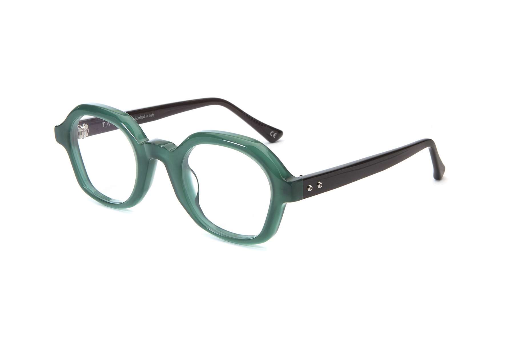 tavat-eyewear-scratch-sonnenbrille-motus-kollektion image 1