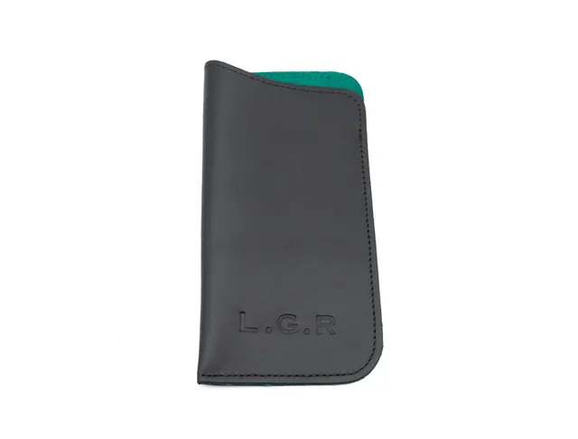 l-g-r-soft-case-brillenetui-black-leather image 1