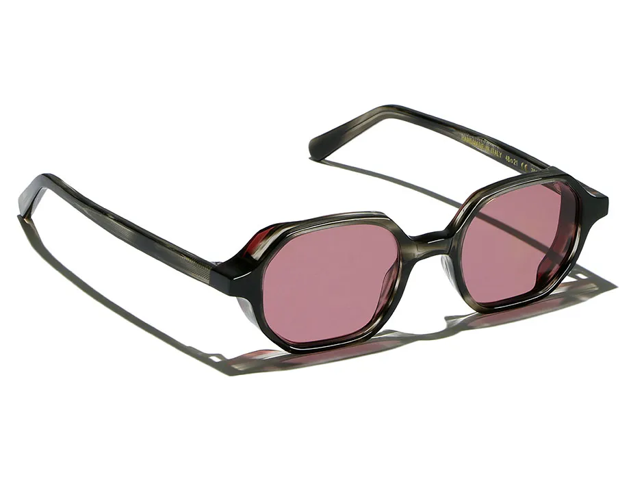 l-g-r-zanzibar-carnet-de-voyage-sonnenbrille-havana-onice-burgundy-vinaccio-phot image 1