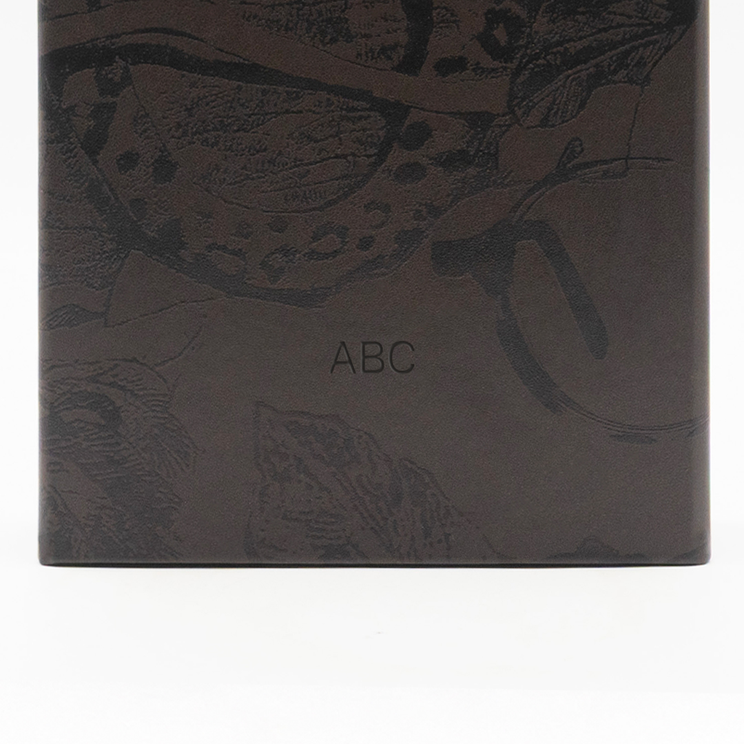l-g-r-custom-engraving-collector-s-couvette-carnet-de-voyage image 1