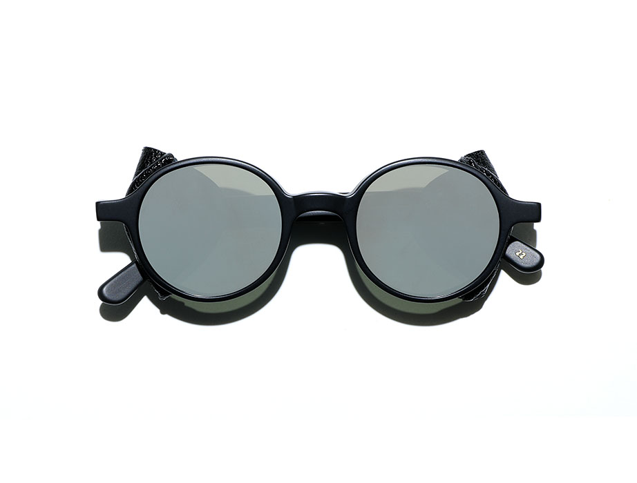 l-g-r-reunion-flap-sonnenbrille-black-matt-silver-mirror image 3