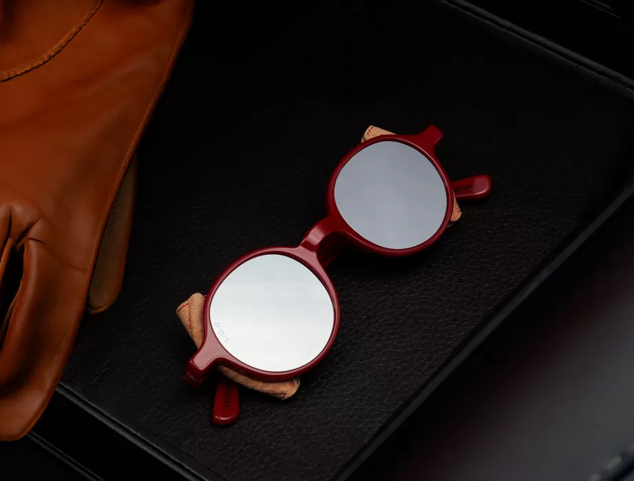 l-g-r-automobili-amos-12-sonnenbrille-vermillion-red-flat-silver-mirror image 5