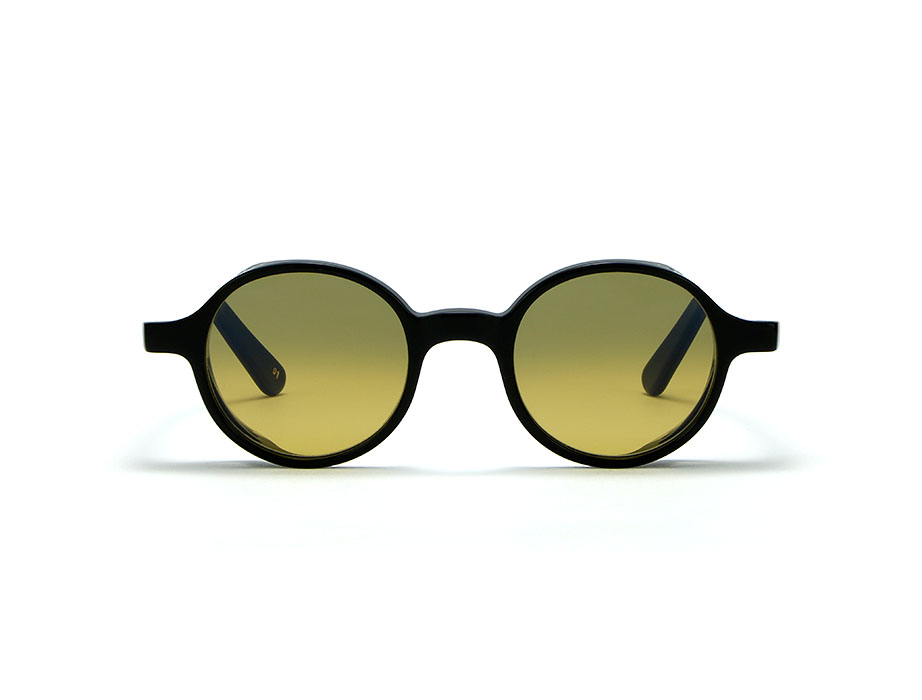 l-g-r-reunion-explorer-sonnenbrille-black-01-gelb-photochrom image 2