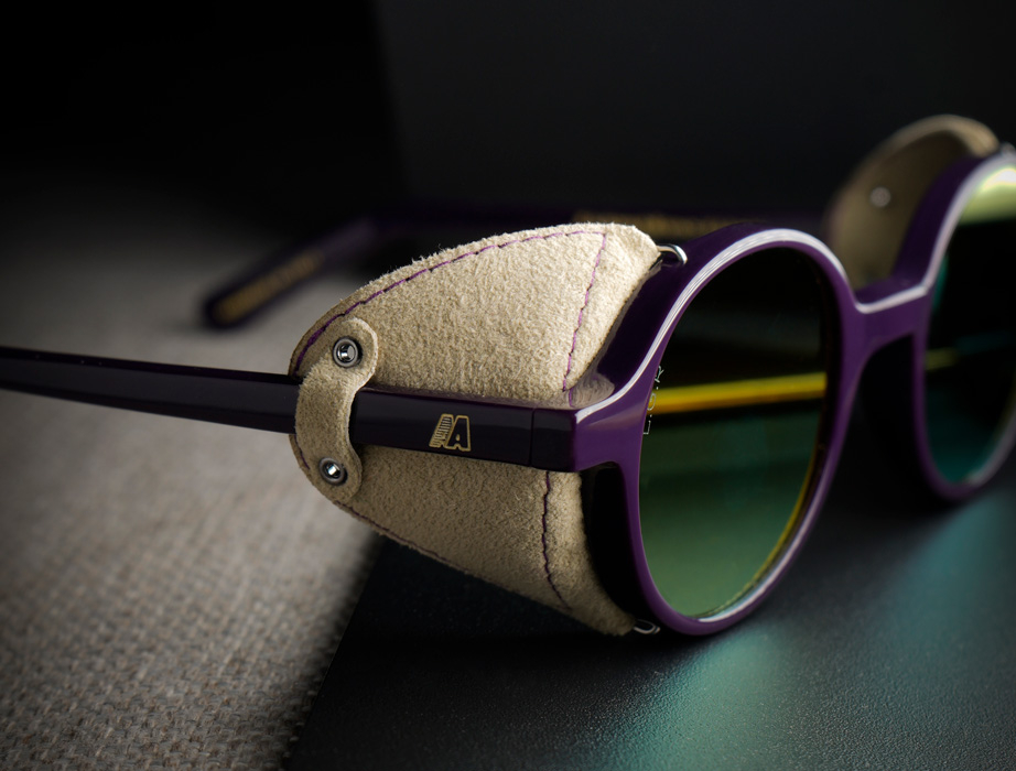 l-g-r-automobili-amos-11-sonnenbrille-eggplant-violet-creamy-white-alcantara-fla image 8