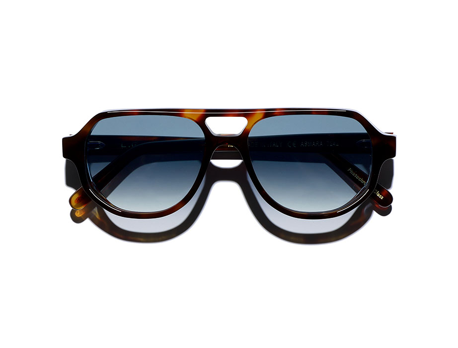 l-g-r-asmara-carnet-de-voyage-sonnenbrille-havana-maculato-blue-gradient image 3