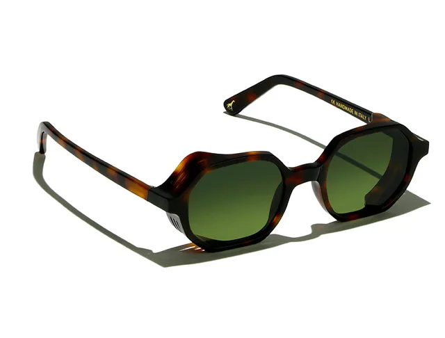 l-g-r-zanzibar-explorer-sonnenbrille-havana-maculato-39-flat-green-g15 image 1