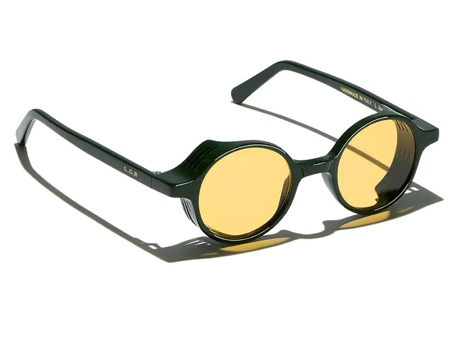 l-g-r-reunion-explorer-sonnenbrille-zambezi-forest-99-orange-photochromic image 1