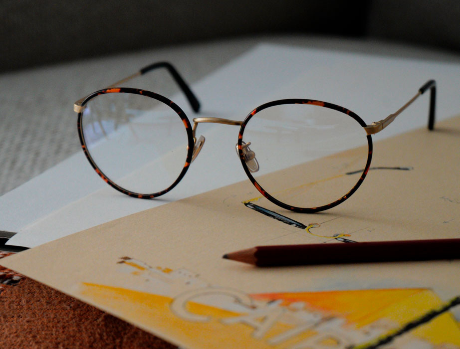 l-g-r-cairo-sonnenbrille-netflix-nuovo-olimpo-havana-scuro-gold-09 image 6