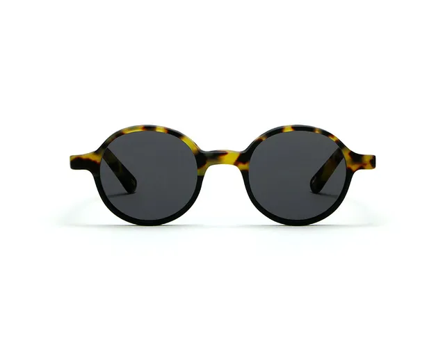 l-g-r-reunion-sonnenbrille-black-matt-havana-tartarugato-matt-flat-grey image 1