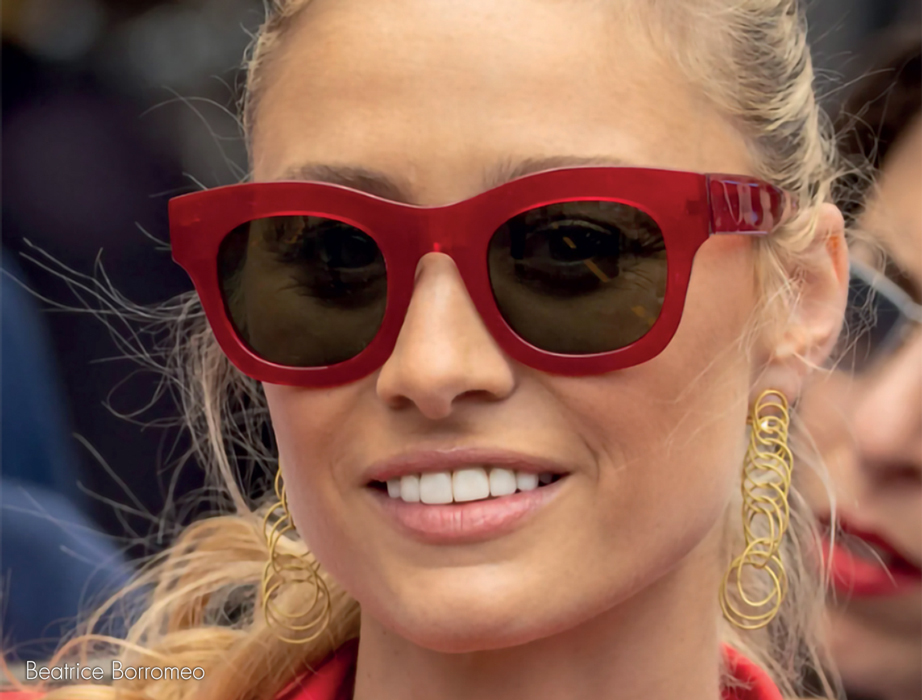 l-g-r-sofia-sonnenbrille-venetian-red-80-green-g15-netflix-emily-in-paris image 5